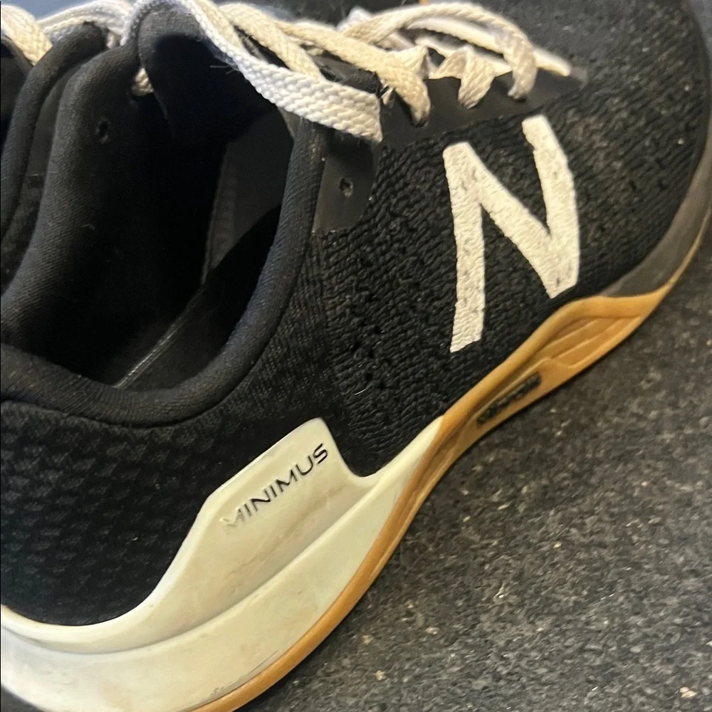 New Balance Black and White Minimus Shoes Gum Vibram soles! - Picture 9 of 9